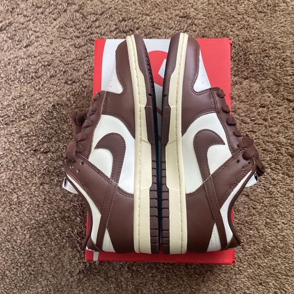 Nike | NWT Women’s Nike Dunk Low - Picture 4 of 9